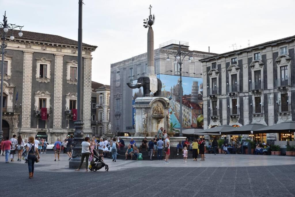 Casa Vacanza Zina Catania Bagian luar foto